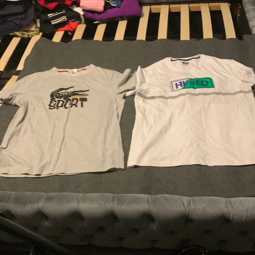 Two mens t-shirt white and gray